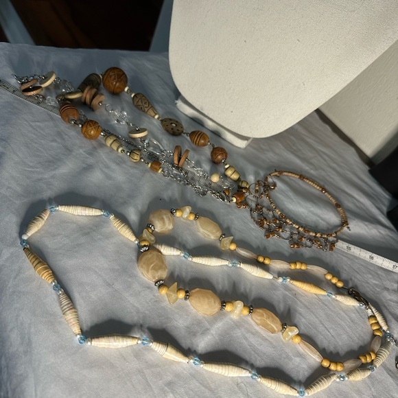 Seven boho casual neutral style necklaces - Picture 5 of 7